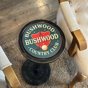 Caddy Shack Bushwood Country Club Round Accent Side Table - Green/Red